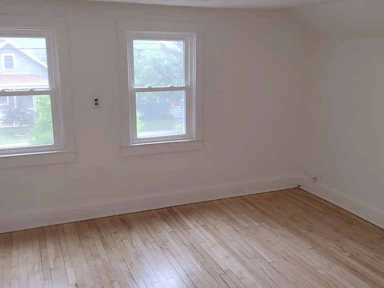 1319 Winnebago Ave — Photo 11