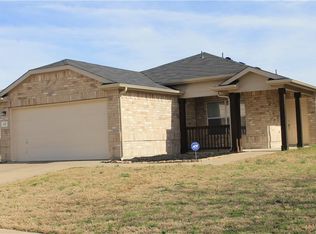 621 Fox Glen Dr, Forney, TX 75126