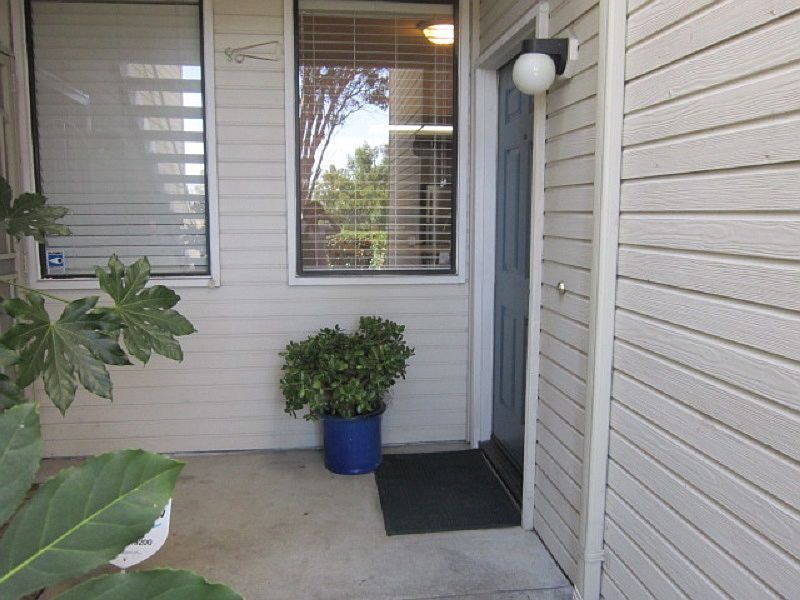 1st image of 3793 Stoneglen N