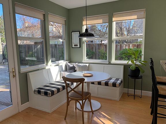 Breakfast Nook, Banquette Included if desired