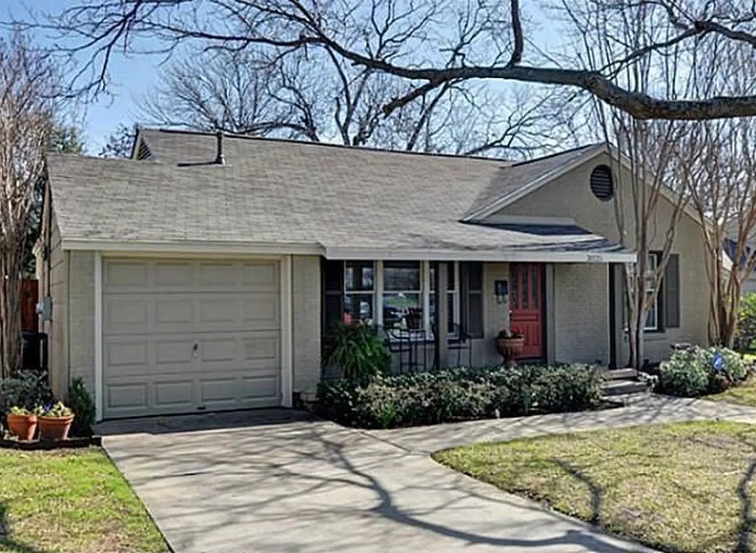 3025 Bigham Blvd — Photo 1