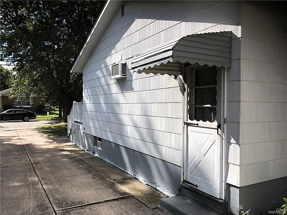 2nd image of 91 Maldiner Ave