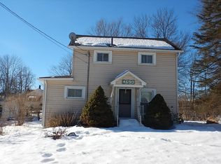 4690 Walnut St, Mantua, OH 44255