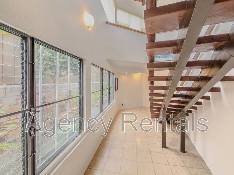 1 bed, 1.0 bath, $3,200 — Photo 2