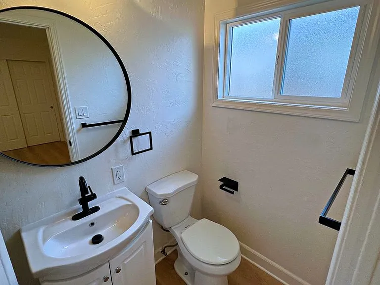 3048 San Luis Rey Ave — Photo 26