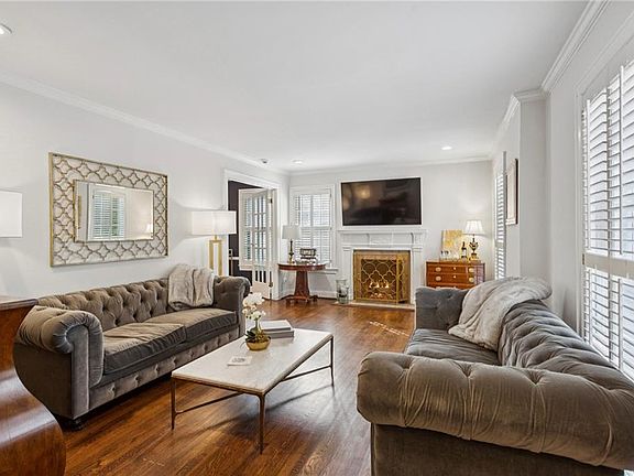 5th image of 1819 Greystone Rd NW