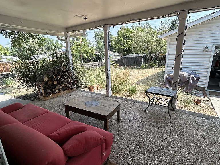 400 S Quail St — Photo 21