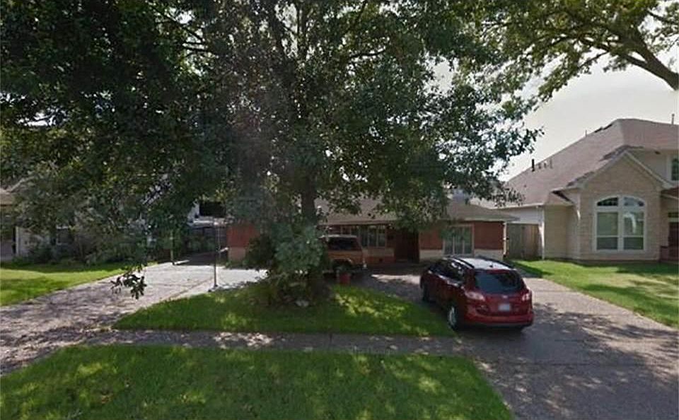 1st image of 4527 Oakdale St