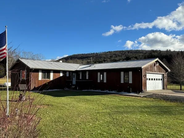 12115 Leraysville Rd, Rome, PA 18837