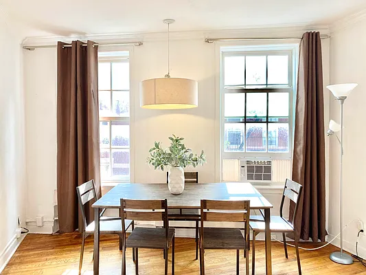 Rented by Strike Realty NY, LLC | media 3