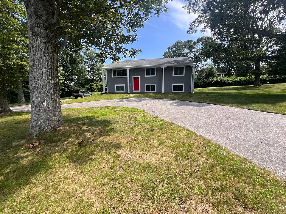 165 Fleetwood Dr