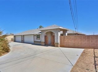 11031 1st St, Hesperia, CA 92345