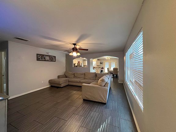 3rd image of 3010 Calle Piedra Ln