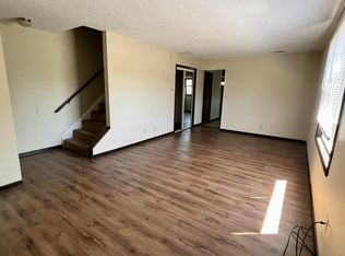 801 N Bond St, Springfield, IL 62702