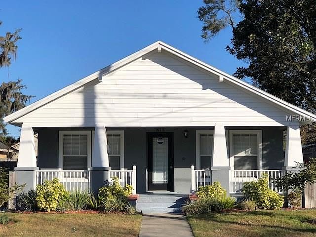 1st image of 815 Ariana St