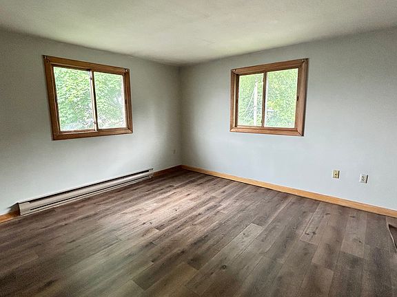 5th image of 59 South St APT 4