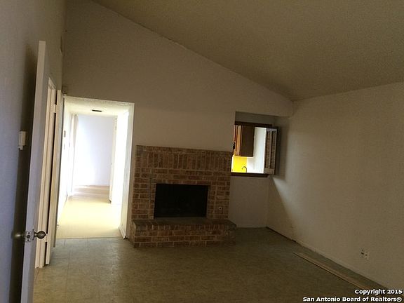 2nd image of 6812 Stockport Dr