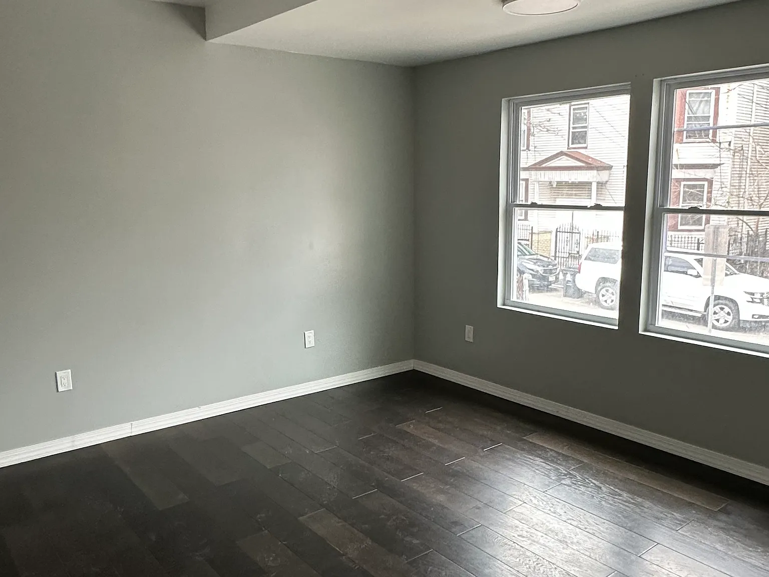 3 bed, $750 — Photo 2