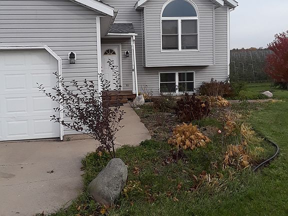 3rd image of 12218 S Ferris Ave