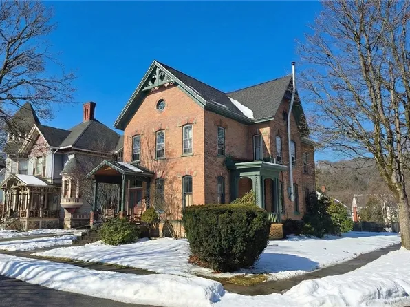 15 Guernsey St, Norwich, NY 13815