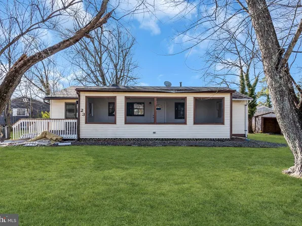 23 Tilton Ave, Toms River, NJ 08757