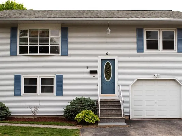 51 Perkins Ave, Cranston, RI 02910