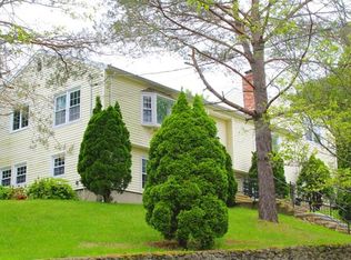 67 Gina Cir, Stratford, CT 06614