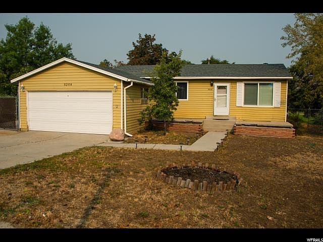1st image of 5208 S Duke Ln
