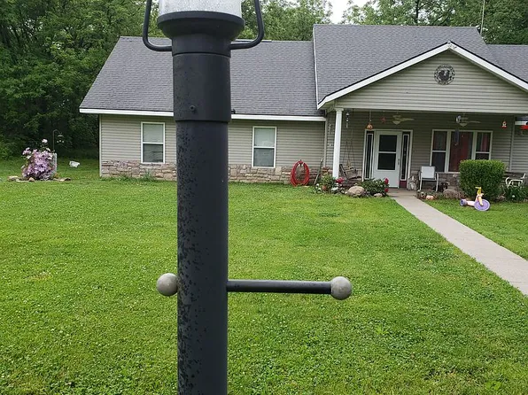 4955 SE Atha Rd, Saint Joseph, MO 64507