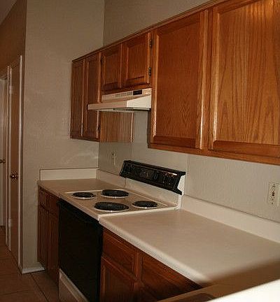 4th image of 4404 Misty Ln