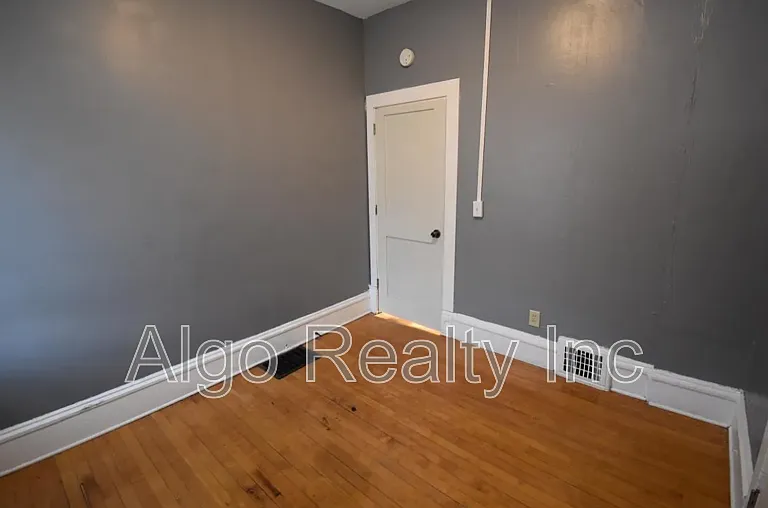2411 Golden Valley Rd #2 — Photo 6
