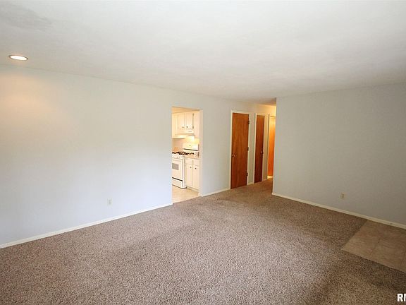 5th image of 3514 N Elmcroft Ter
