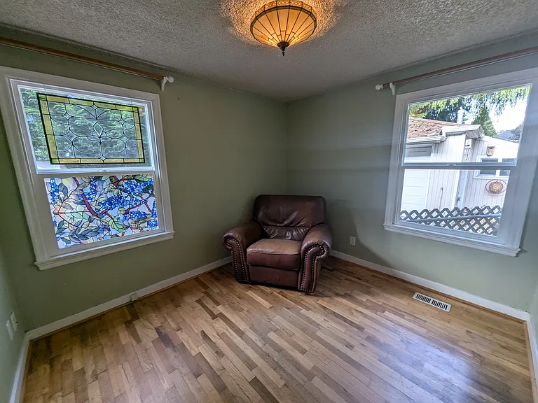 15530 8th Ave NE — Photo 8
