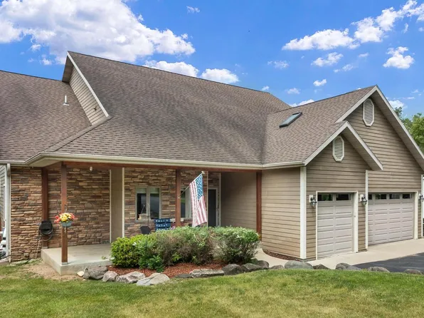 W5574 Briarwood ROAD, Elkhorn, WI 53121