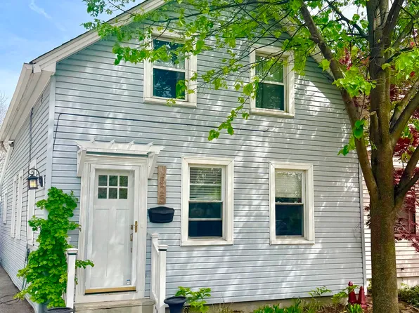 2325 W 40th St, Cleveland, OH 44113
