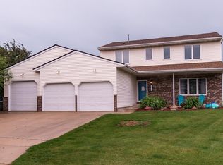 5920 Danvers Ln NW, Rochester, MN 55901