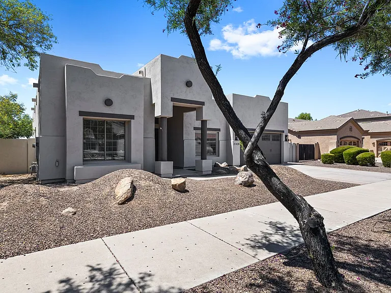 21439 E Maya Rd — Photo 49