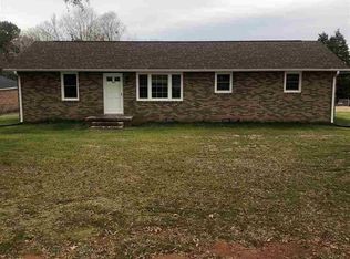 800 S Danzler Rd, Duncan, SC 29334