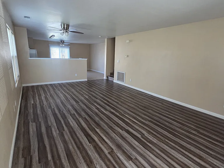 3880 Solstice Ave — Photo 9