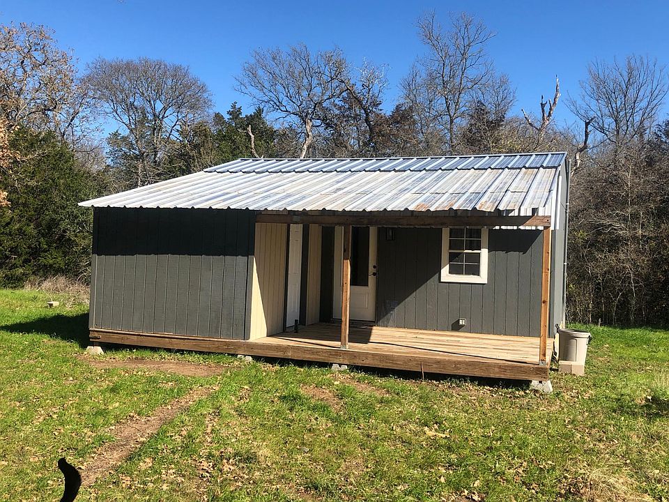 1st image of 120 Maple Dr #1
