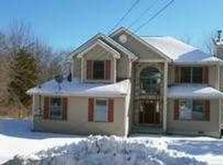 21 Brahms Ct, East Stroudsburg, PA 18301