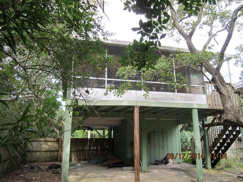 1st image of 1839 Oak Pl