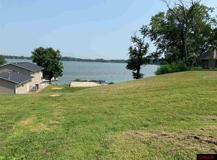 3756 Sioux Ln, Madison Lake, MN 56063