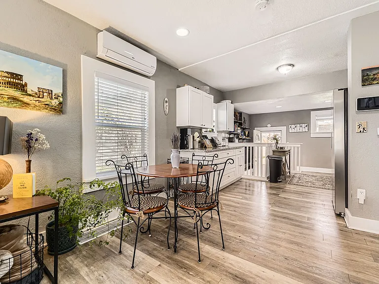 4552 S Logan St — Photo 13