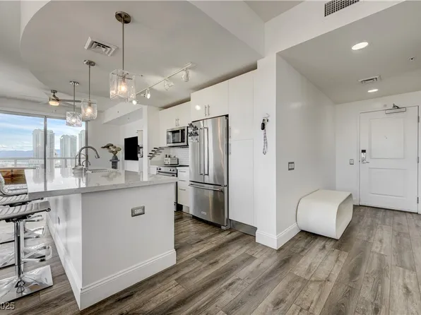 200 W Sahara Ave Unit 1808, Las Vegas, NV 89102