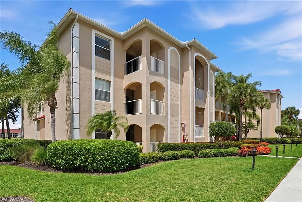 Building Photo - 2730 Cypress Trace Cir #2812