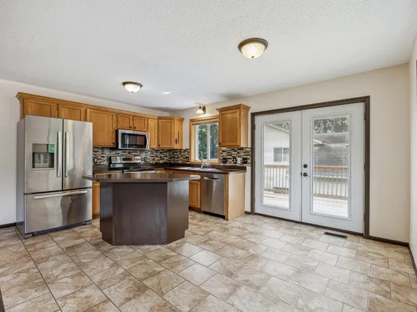 8430 Troy Marquette Dr, Monticello, MN 55362