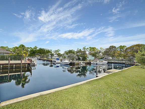 Home For Sale In Bel Marra