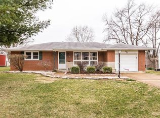 233 Sarah St, Columbia, IL 62236