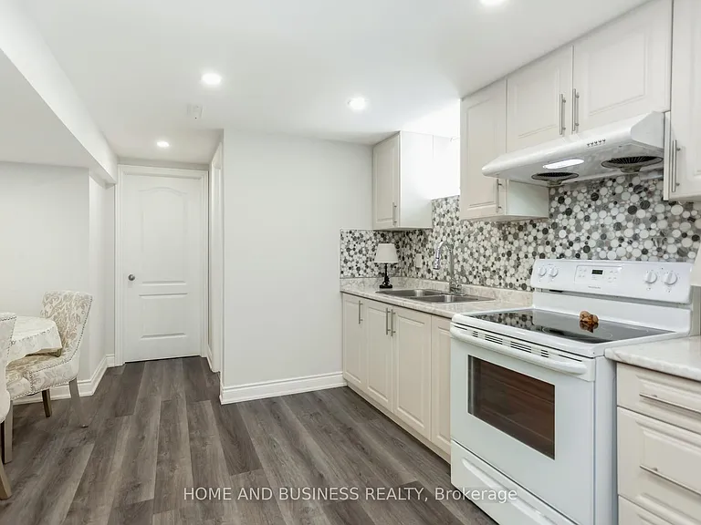 1335 Mississauga Rd — Photo 31